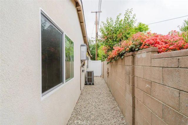 9628 Keokuk Avenue, Chatsworth, CA 91311