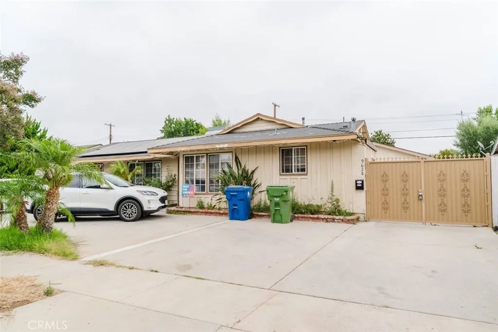 9628 Keokuk Avenue, Chatsworth, CA 91311