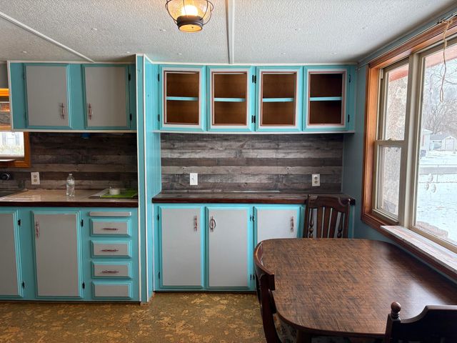 25380 S 646 Road, Grove, OK 74344