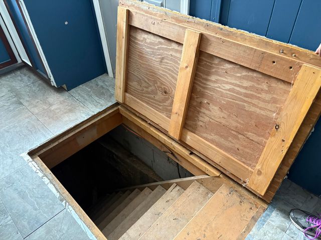 25380 S 646 Road, Grove, OK 74344