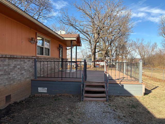 25380 S 646 Road, Grove, OK 74344