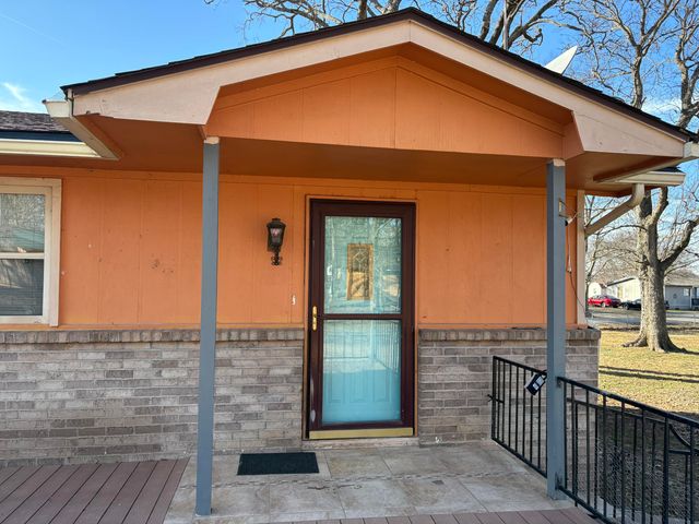 25380 S 646 Road, Grove, OK 74344