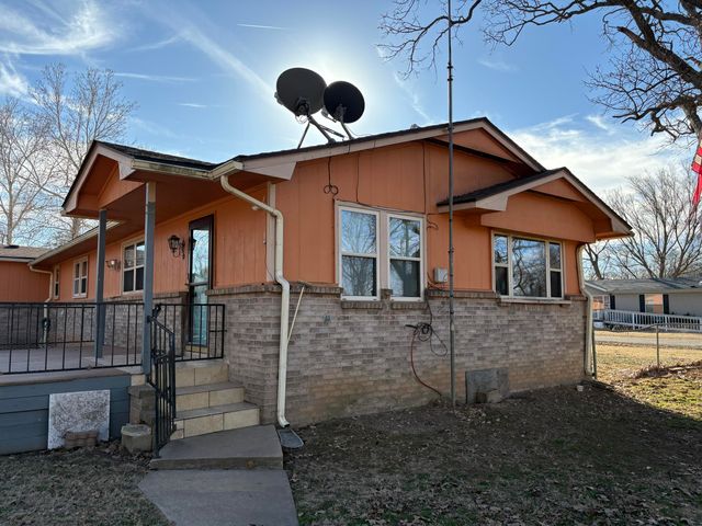 25380 S 646 Road, Grove, OK 74344