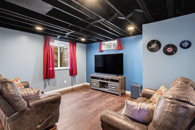 5806 Highland Drive, Midland, MI 48640