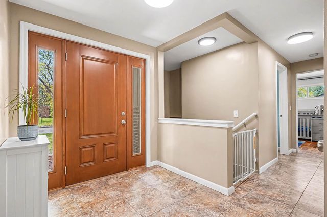 5806 Highland Drive, Midland, MI 48640