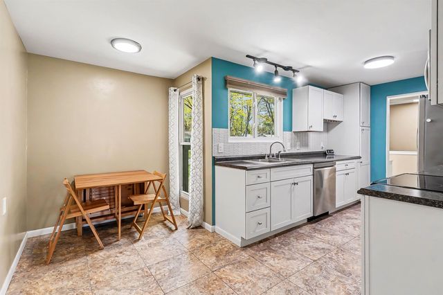 5806 Highland Drive, Midland, MI 48640
