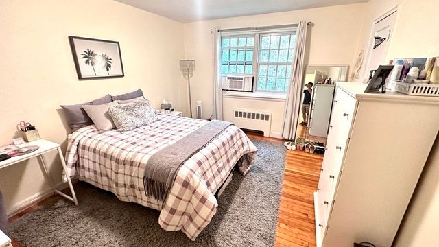 648 Washington St 6, Brookline, MA 02446