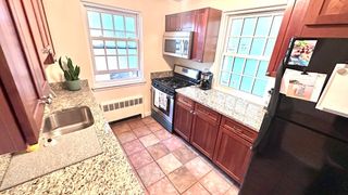 648 Washington St 6, Brookline, MA 02446