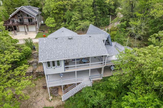 492 Iroquois Lane, Lampe, MO 65681