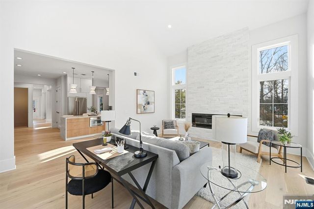 8 Montgomery Road, Livingston, NJ 07039