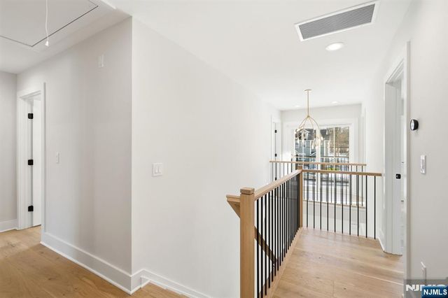 8 Montgomery Road, Livingston, NJ 07039