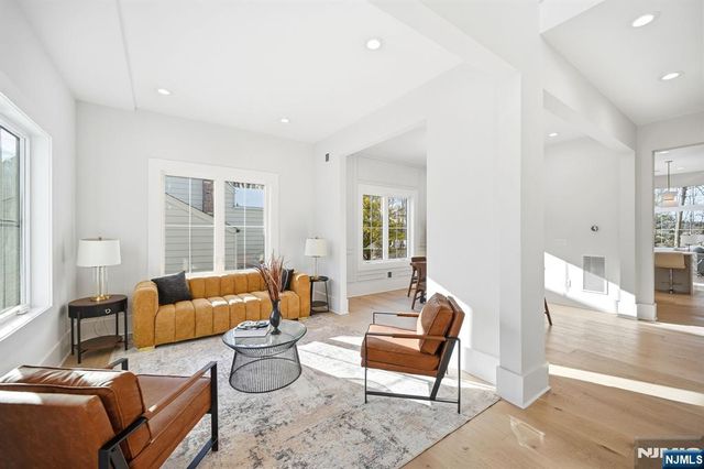 8 Montgomery Road, Livingston, NJ 07039