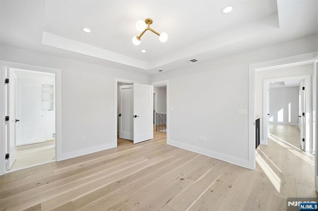 8 Montgomery Road, Livingston, NJ 07039