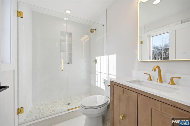 8 Montgomery Road, Livingston, NJ 07039