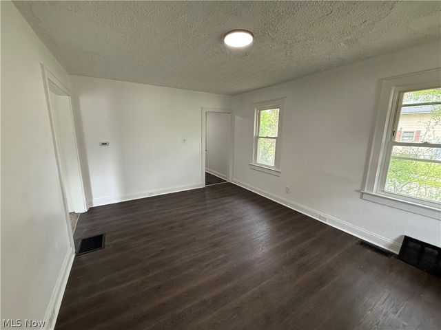 778 Ravenswood Street, Akron, OH 44306