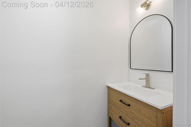 18878 Sunbright Avenue, Lathrup Village, MI 48076