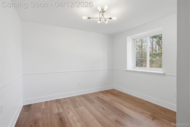 18878 Sunbright Avenue, Lathrup Village, MI 48076