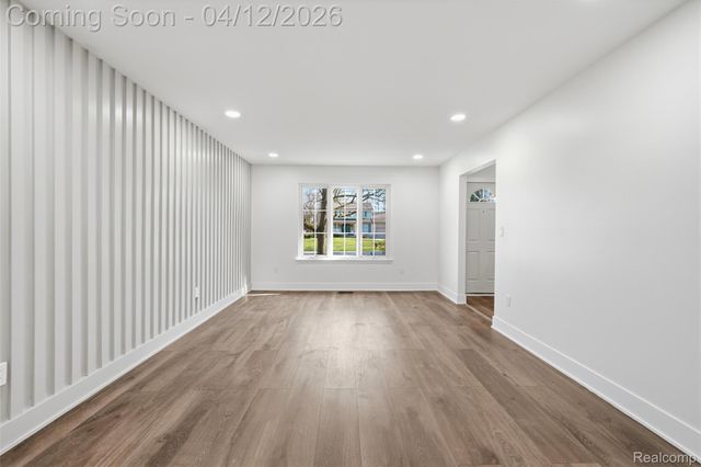 18878 Sunbright Avenue, Lathrup Village, MI 48076