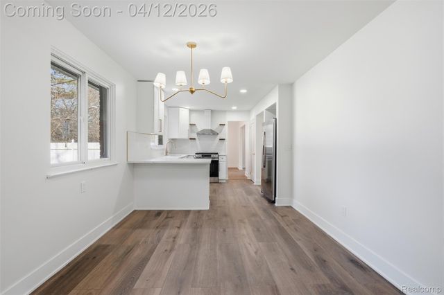 18878 Sunbright Avenue, Lathrup Village, MI 48076