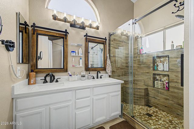 1044 W HEATHER Avenue, Gilbert, AZ 85233