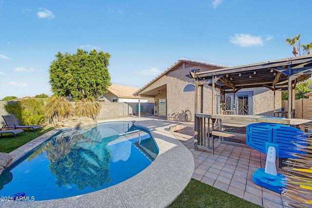 1044 W HEATHER Avenue, Gilbert, AZ 85233