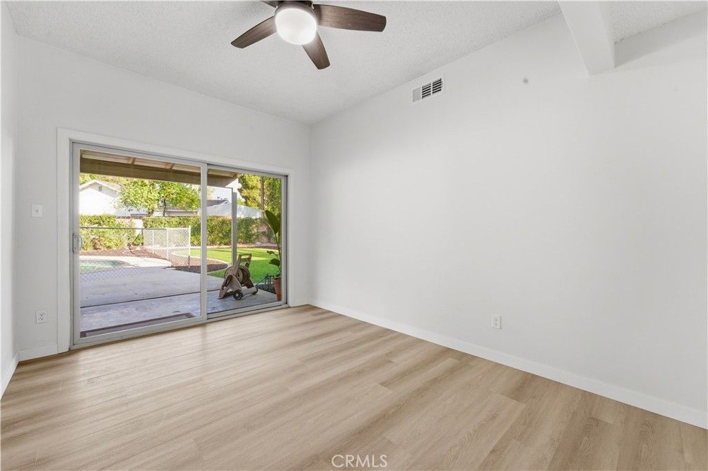 Image 21 of property listing at 8828 Collett, North Hills, CA 91343