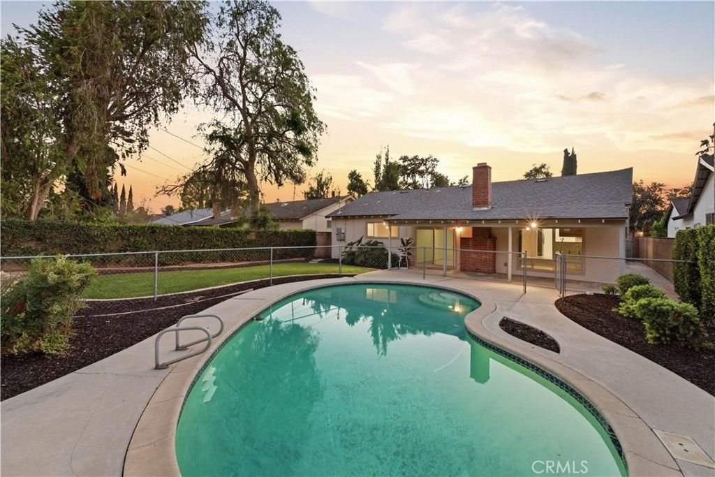 Image 36 of property listing at 8828 Collett, North Hills, CA 91343