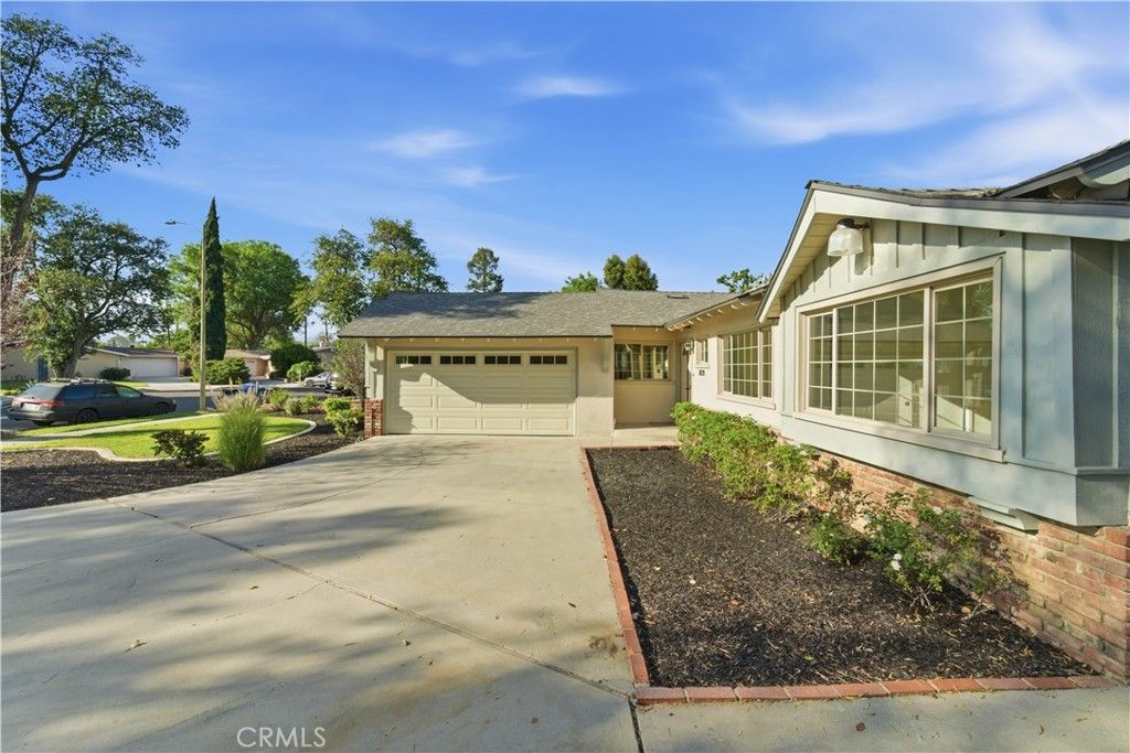 Image 41 of property listing at 8828 Collett, North Hills, CA 91343