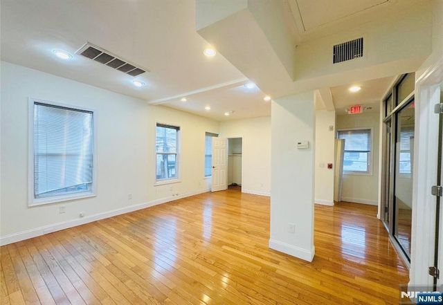 1646 Center Avenue 2, Fort Lee, NJ 07024