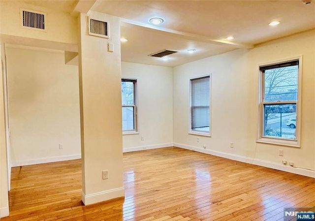 1646 Center Avenue 2, Fort Lee, NJ 07024