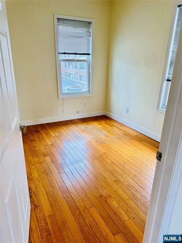 1646 Center Avenue 2, Fort Lee, NJ 07024