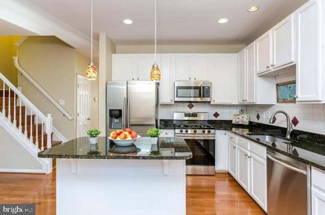 8743 STONEHOUSE DR, Ellicott City, MD 21043