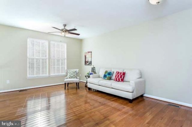 8743 STONEHOUSE DR, Ellicott City, MD 21043