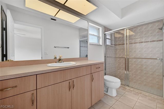 1023 SE 18th AVE, Cape Coral, FL 33990