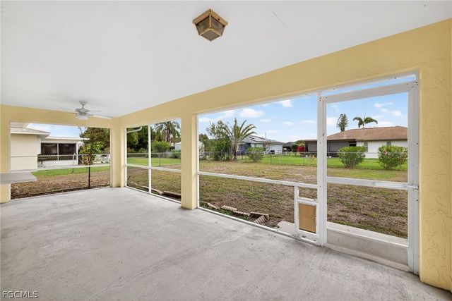 1023 SE 18th AVE, Cape Coral, FL 33990