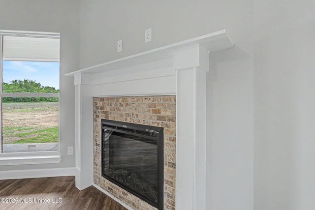 12255 Eason Farm Road, Byhalia, MS 38611