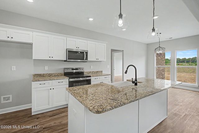12255 Eason Farm Road, Byhalia, MS 38611
