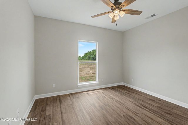 12255 Eason Farm Road, Byhalia, MS 38611