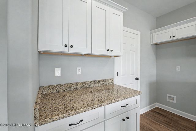 12255 Eason Farm Road, Byhalia, MS 38611