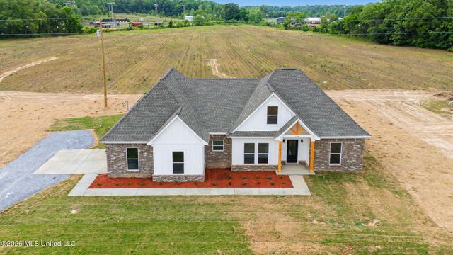 12255 Eason Farm Road, Byhalia, MS 38611