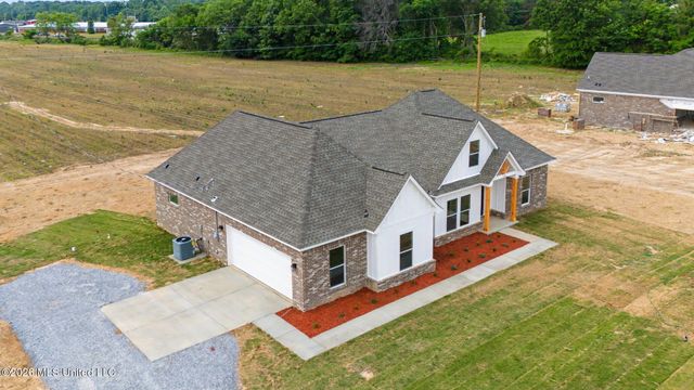12255 Eason Farm Road, Byhalia, MS 38611