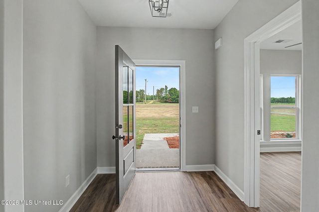 12255 Eason Farm Road, Byhalia, MS 38611