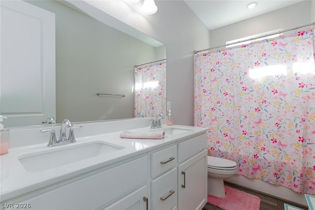 8910 Gilpin Street, Las Vegas, NV 89166