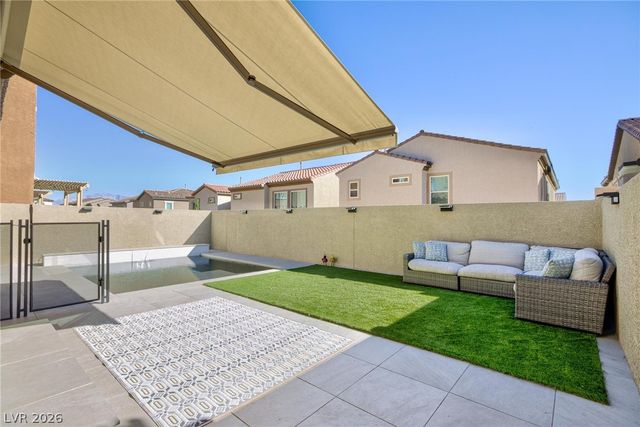 8910 Gilpin Street, Las Vegas, NV 89166