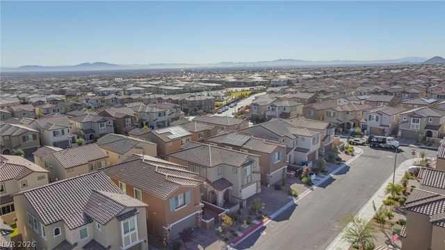 8910 Gilpin Street, Las Vegas, NV 89166