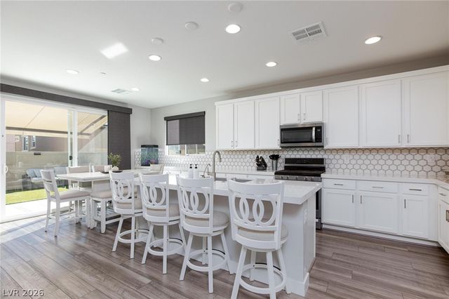 8910 Gilpin Street, Las Vegas, NV 89166