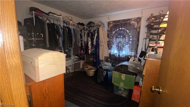 1326 Barclay Messerly Road, Leavittsburg, OH 44430
