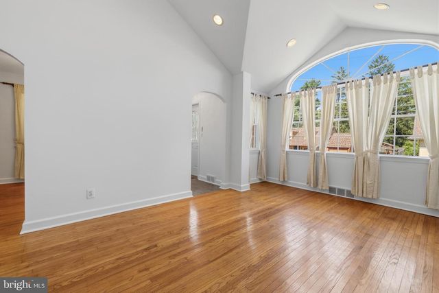 681 JACKSON AVE, Glenside, PA 19038