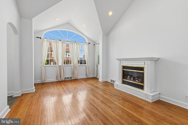 681 JACKSON AVE, Glenside, PA 19038