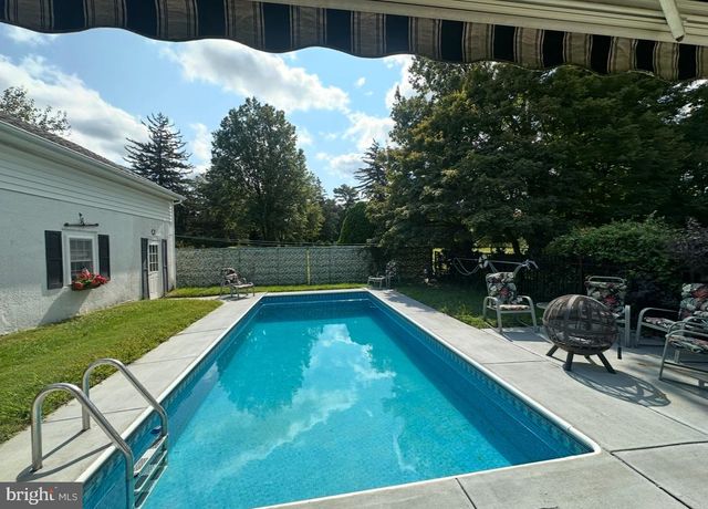 681 JACKSON AVE, Glenside, PA 19038